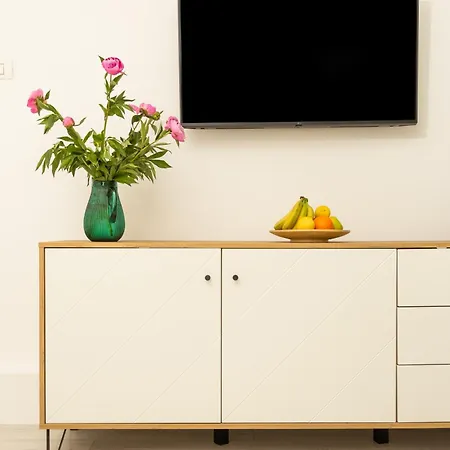 Victory Square Premium Residential Apartment *