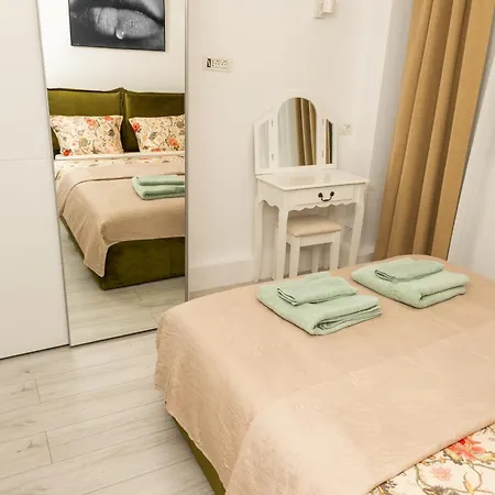 Apartment Victory Square Premium Residential Bucharest