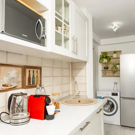 Victory Square Premium Residential Apartment Bucharest